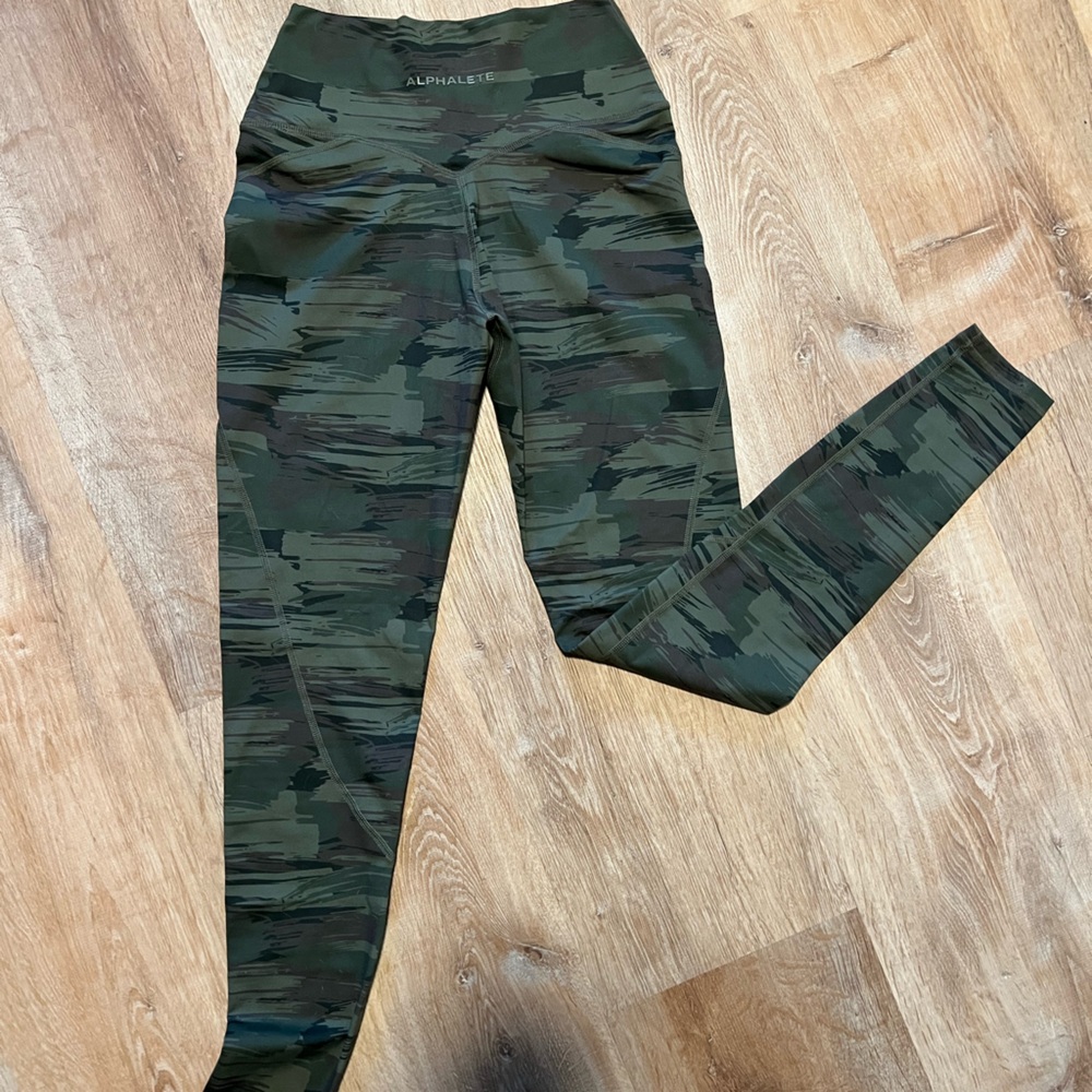 Alphalete Surface Power Leggings